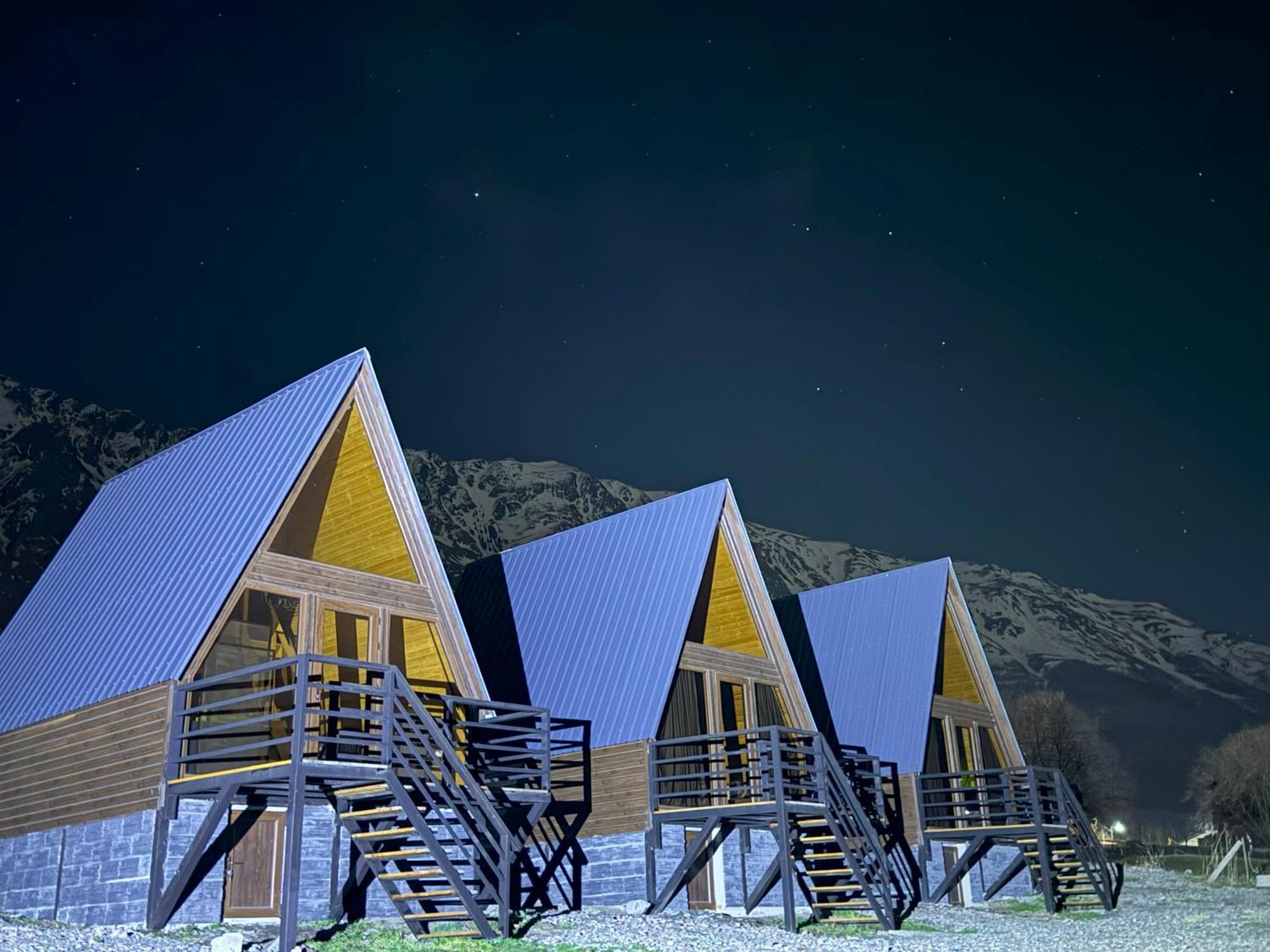 Cottages Dila Stepancminda Exteriér fotografie